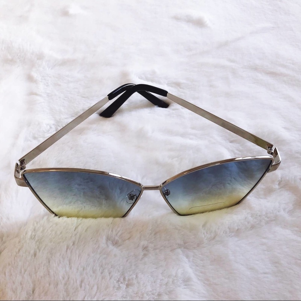 [SB] Aubrey Light Blue Oversized Sunglasses - Picture 7 of 9